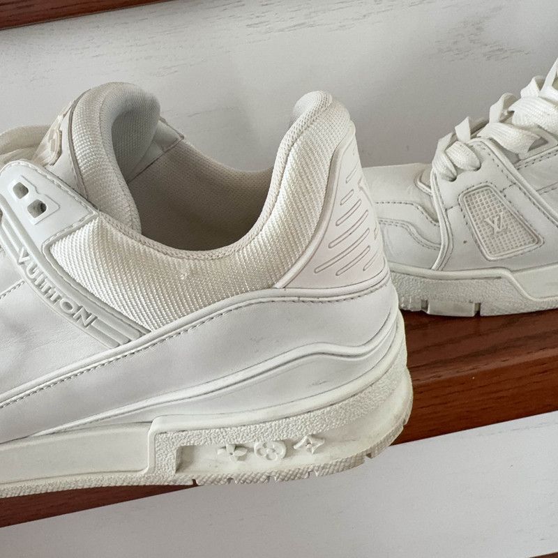 Louis Vuitton Louis Vuitton Trainer Sneaker in White 0079 Size US 9.5 / EU 42-43 - 9 Thumbnail
