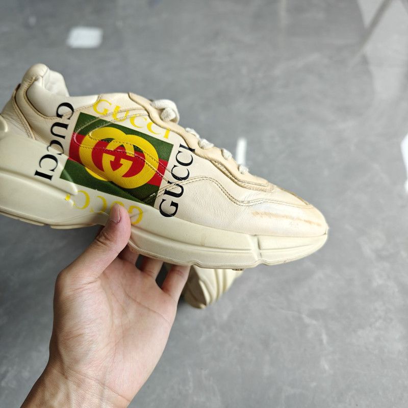 Gucci Gucci Rhyton Logo Cream Low-Top Sneakers 0079 Size US 8 / EU 41 - 9 Thumbnail
