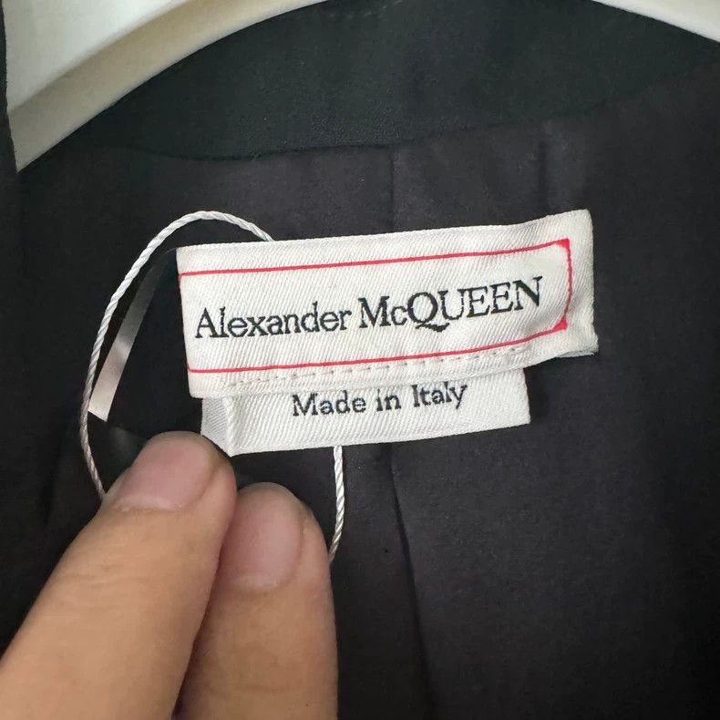 Alexander McQueen Alexander McQueen Black Runway Blazer - dmc Size US M / EU 48-50 / 2 - 3 Thumbnail