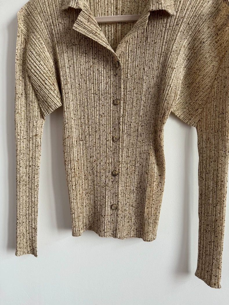 Issey Miyake Issey Miyake Beige Ribbed Cardigan - dmc Size US M / EU 48-50 / 2 - 3 Thumbnail
