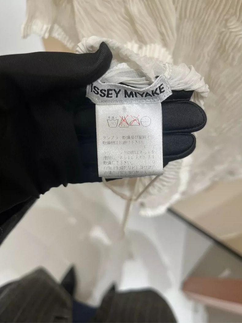 Issey Miyake Issey Miyake Pleated White Top - dmc Size US M / EU 48-50 / 2 - 5 Thumbnail