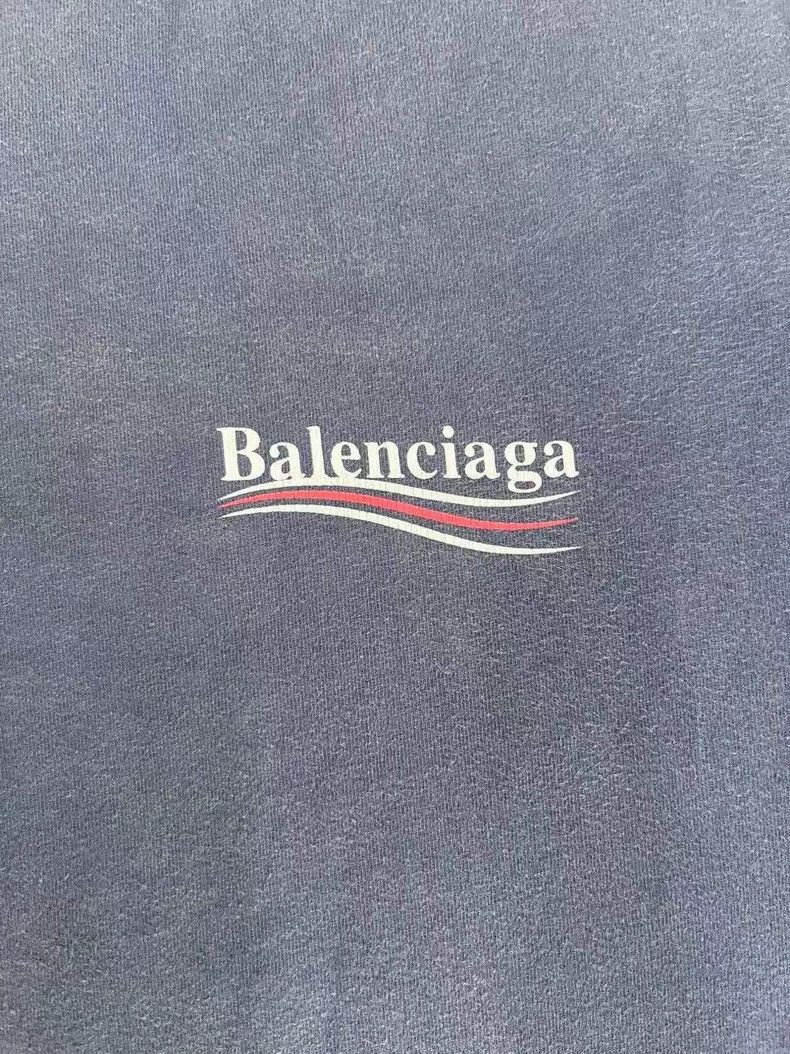 Balenciaga Balenciaga Solid Letter Round Neck T-Shirt - dmc Size US M / EU 48-50 / 2 - 3 Thumbnail