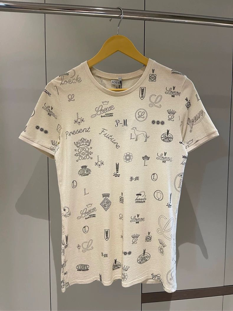 Loewe Loewe Beige Comic Logo Short Sleeve T-shirt - dmc Size US M / EU 48-50 / 2 - 2 Thumbnail
