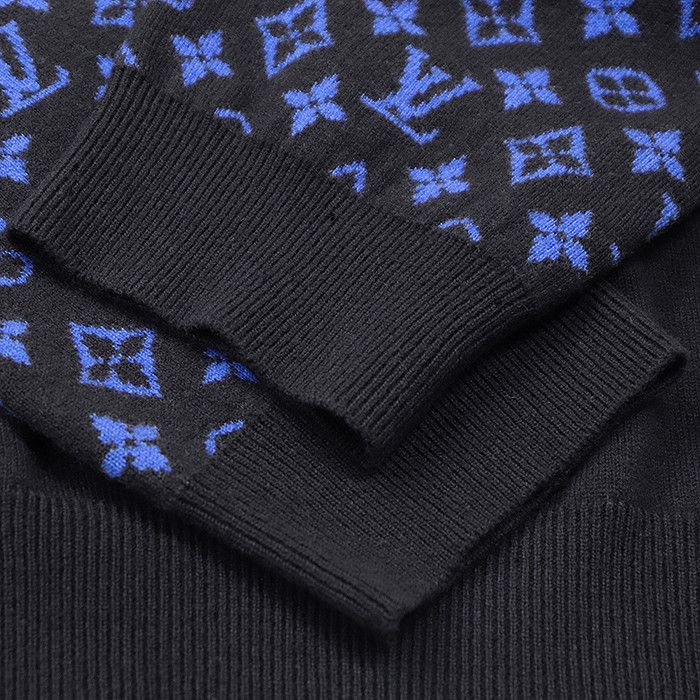 Louis Vuitton Louis Vuitton Louis Vuitton Signature Monogram Wool Cashmere Knit Others Tops RM231Q R93 HON42W DUTY FREE for USA Size ONE SIZE - 5 Thumbnail