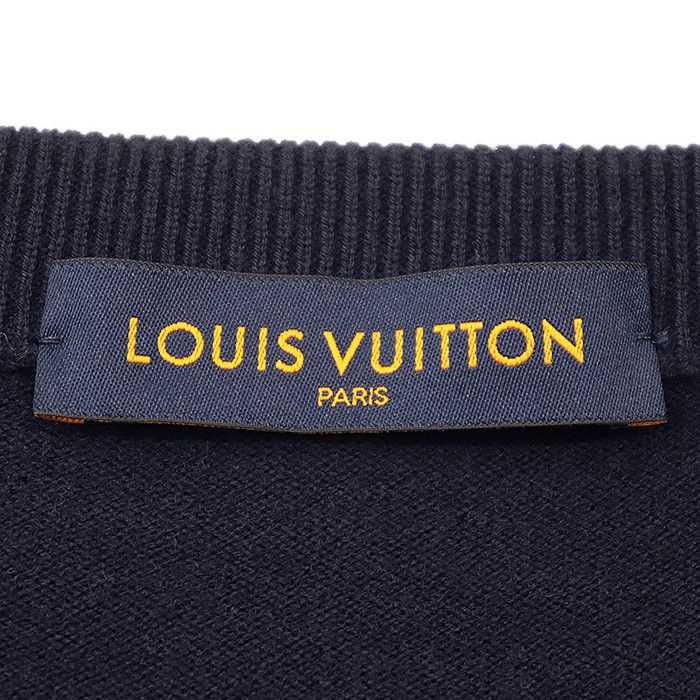 Louis Vuitton Louis Vuitton Louis Vuitton Signature Monogram Wool Cashmere Knit Others Tops RM231Q R93 HON42W DUTY FREE for USA Size ONE SIZE - 9 Thumbnail