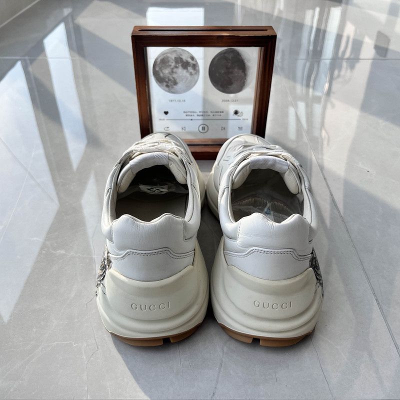 Gucci Gucci Rhyton Tiger Print Dad Sneakers for Men 0079 Size US 9 / EU 42 - 3 Thumbnail