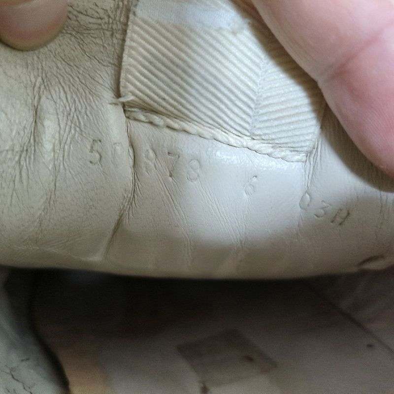 Gucci Gucci Rhyton Double G Logo Dad Sneakers in Cream 0079 Size US 9 / EU 42 - 8 Thumbnail