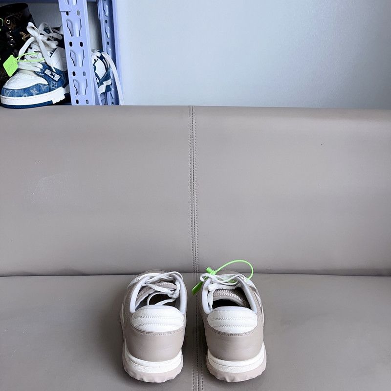 Gucci Gucci MAC80 Leather Sneakers in Gray 0079 Size US 9.5 / EU 42-43 - 3 Thumbnail