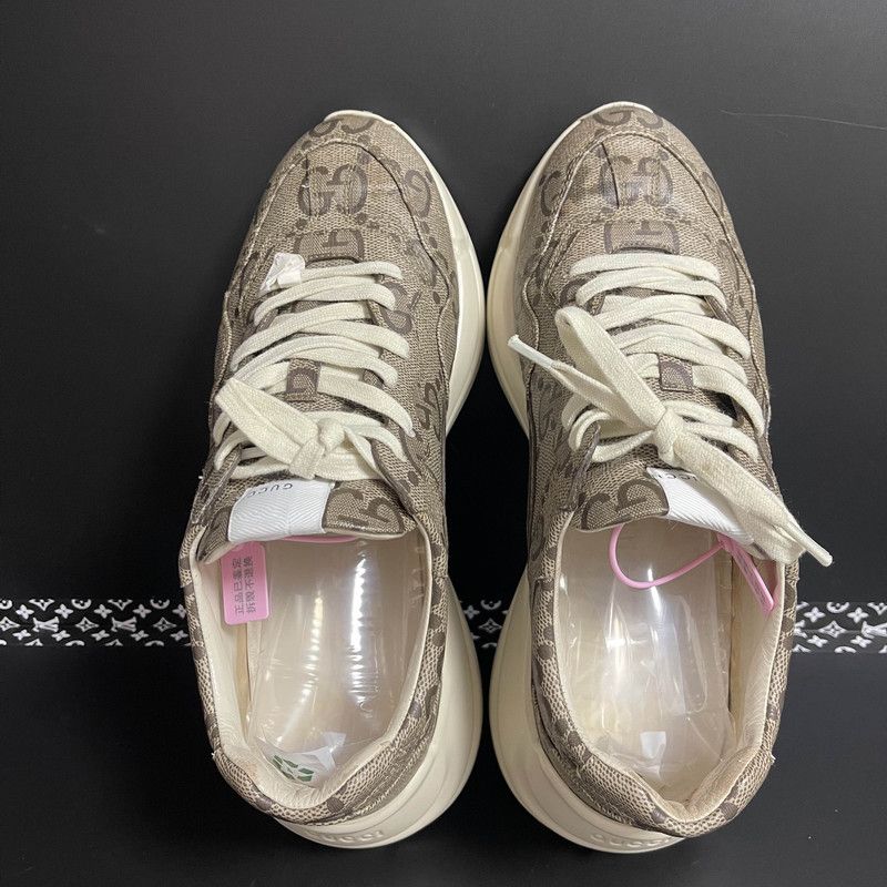 Gucci Gucci Rhyton Vintage Low-Top Sneakers for Men 0079 Size US 11 / EU 44 - 12 Thumbnail