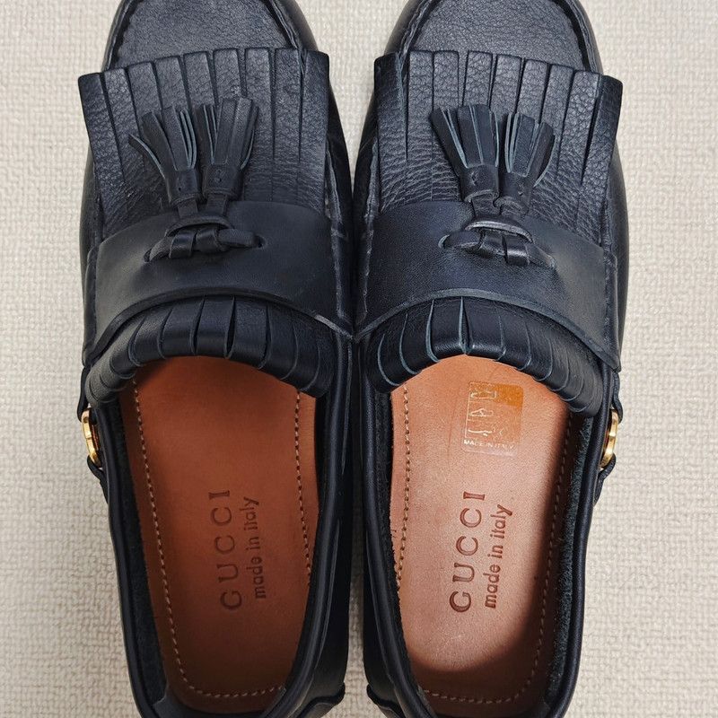 Gucci Interlocking Leather Tassel Loafers for Men 0079