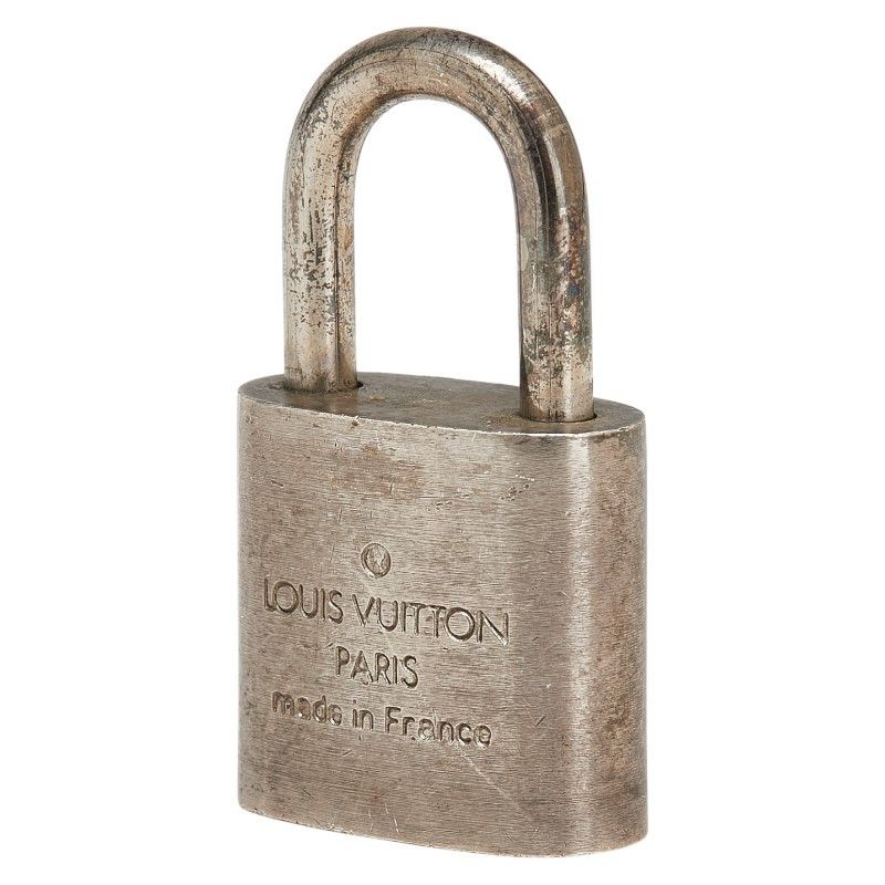 Louis Vuitton Louis Vuitton Louis Vuitton Padlock Key Set Metal Accessory Metal Charm Size ONE SIZE - 3 Thumbnail