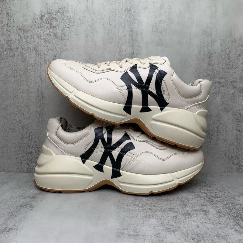 Gucci Gucci Rhyton Low-Top Sneakers for Men 0079 Size US 7 / EU 40 - 2 Thumbnail