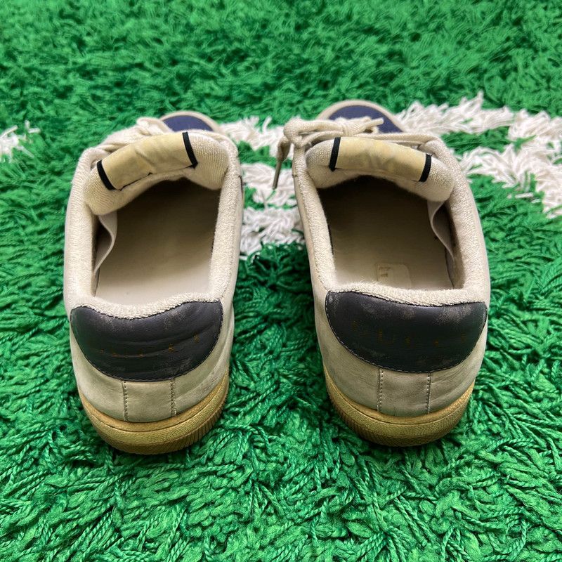 Gucci Gucci Screener Low-Top Sneakers in Gray and White 0079 Size US 9.5 / EU 42-43 - 3 Thumbnail