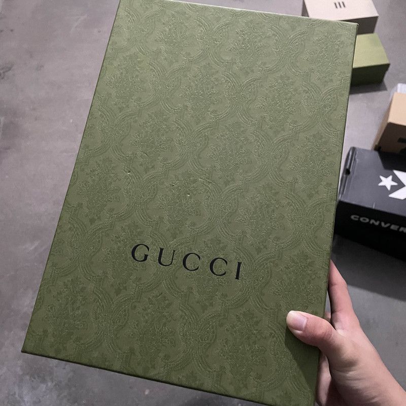 Gucci Gucci Rhyton Low Top Sneakers with Donald Duck Print 0079 Size US 7.5 / EU 40-41 - 6 Thumbnail