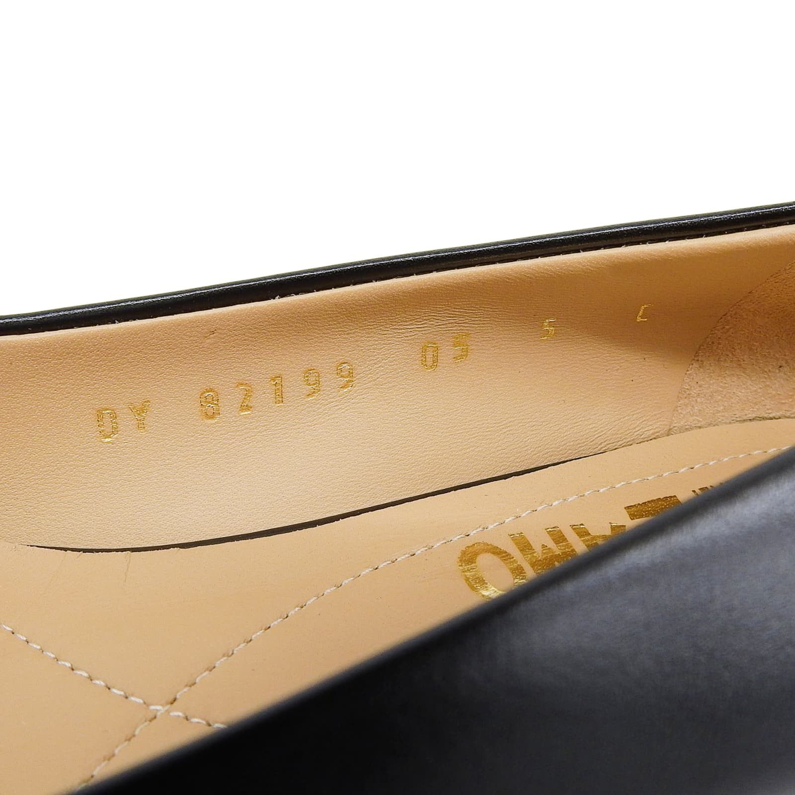 Salvatore Ferragamo Salvatore Ferragamo Salvatore Ferragamo VARINA Leather Pumps Leather Shoes DUTY FREE for USA Size ONE SIZE - 9 Thumbnail