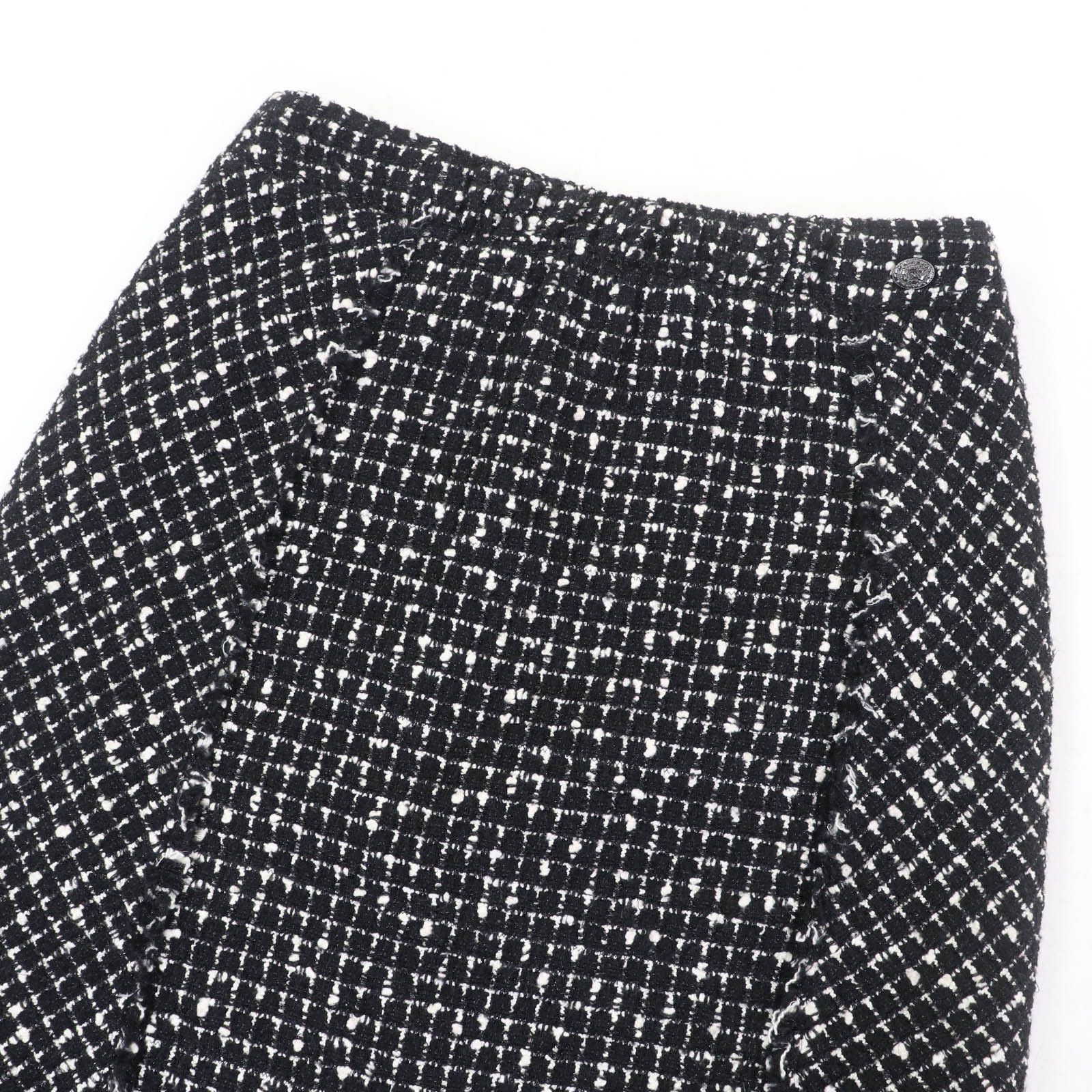 Chanel Chanel Chanel Tweed Wool Skirt Others Skirts P39620V28543 Size ONE SIZE - 3 Thumbnail