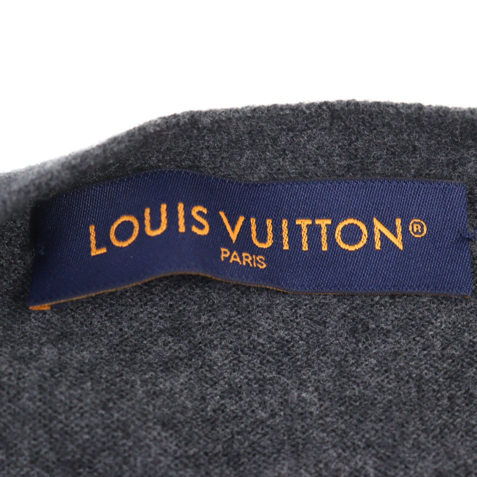 Louis Vuitton Louis Vuitton Louis Vuitton Monogram Mix Cashmere Cardigan Others Tops 1AATLY Size ONE SIZE - 7 Thumbnail