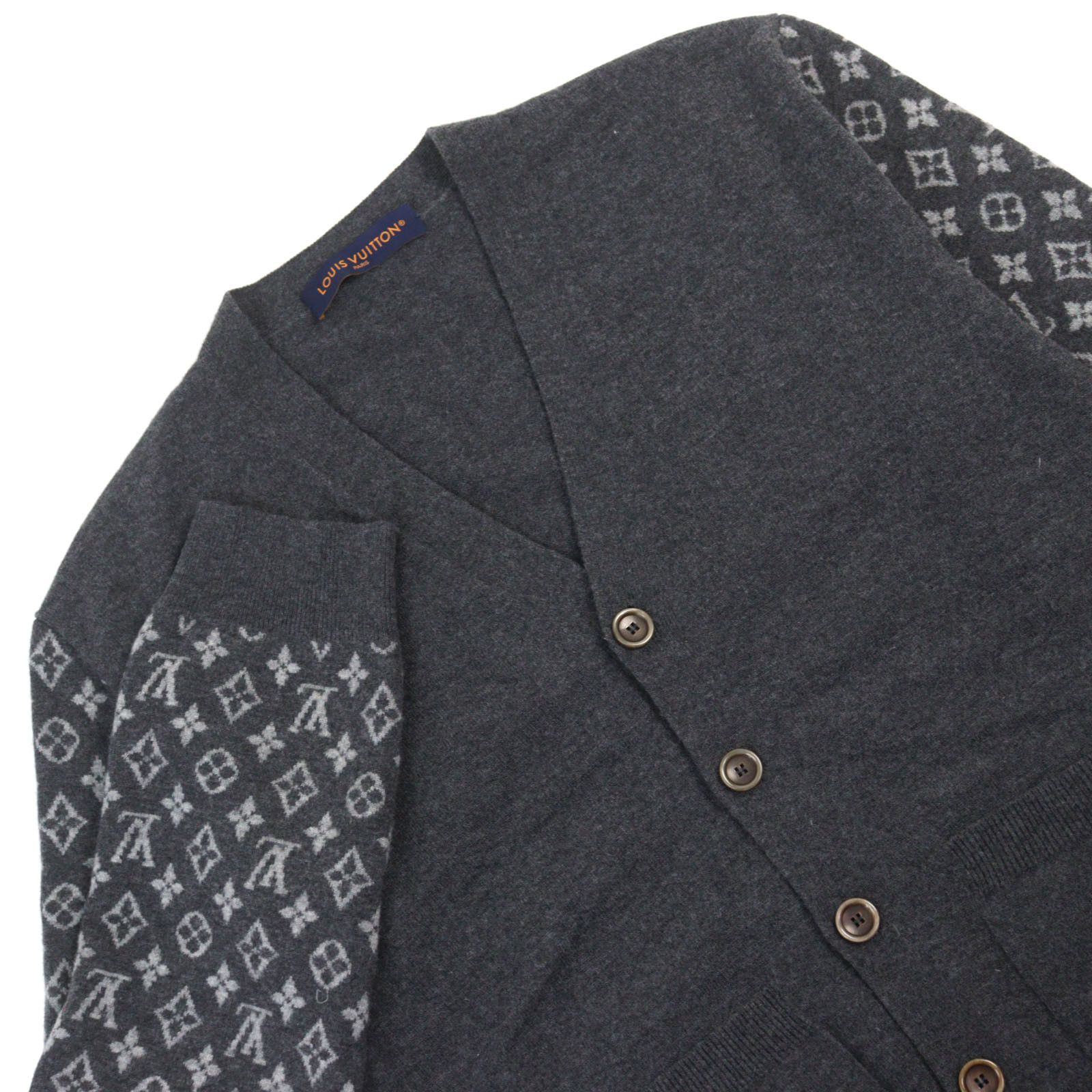 Louis Vuitton Louis Vuitton Louis Vuitton Monogram Mix Cashmere Cardigan Others Tops 1AATLY Size ONE SIZE - 2 Thumbnail