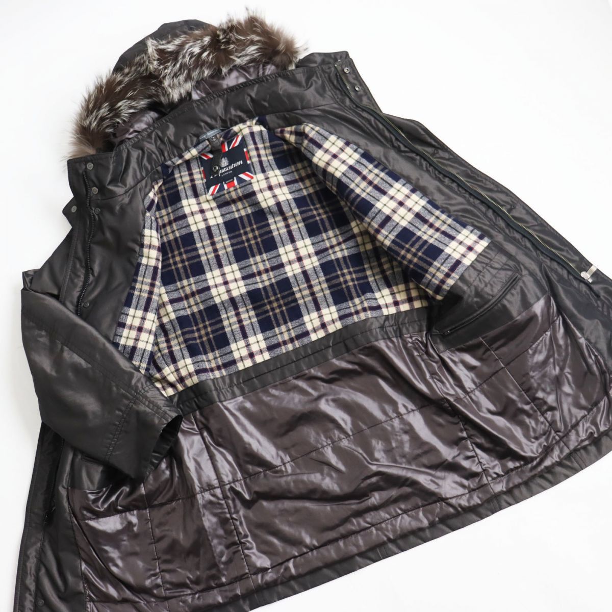 Other Other Aquascutum Down Coat Others Outerwear Size ONE SIZE - 3 Thumbnail