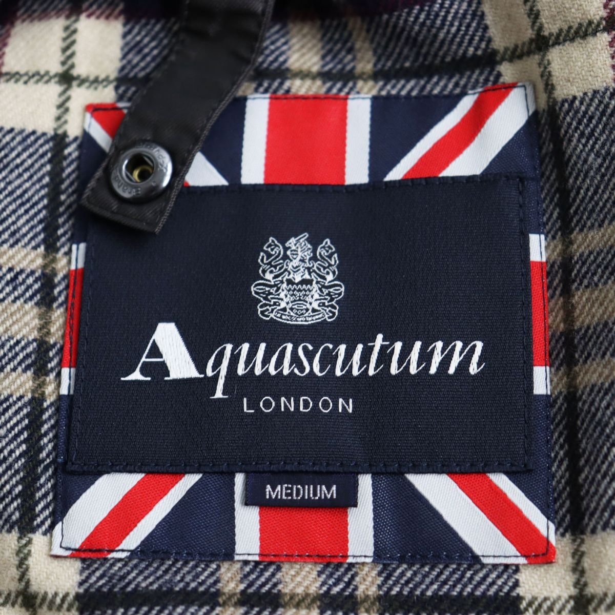 Other Other Aquascutum Down Coat Others Outerwear Size ONE SIZE - 10 Thumbnail