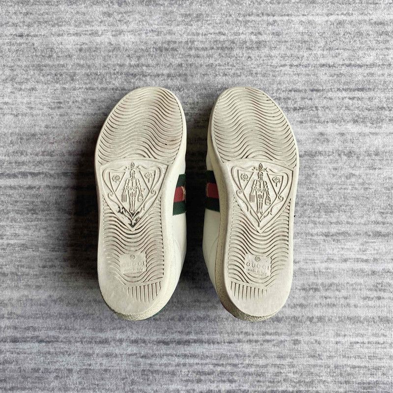 Gucci Gucci Ace Leather Pineapple Embroidered Sneakers 0079 Size US 5 / IT 35 - 4 Thumbnail