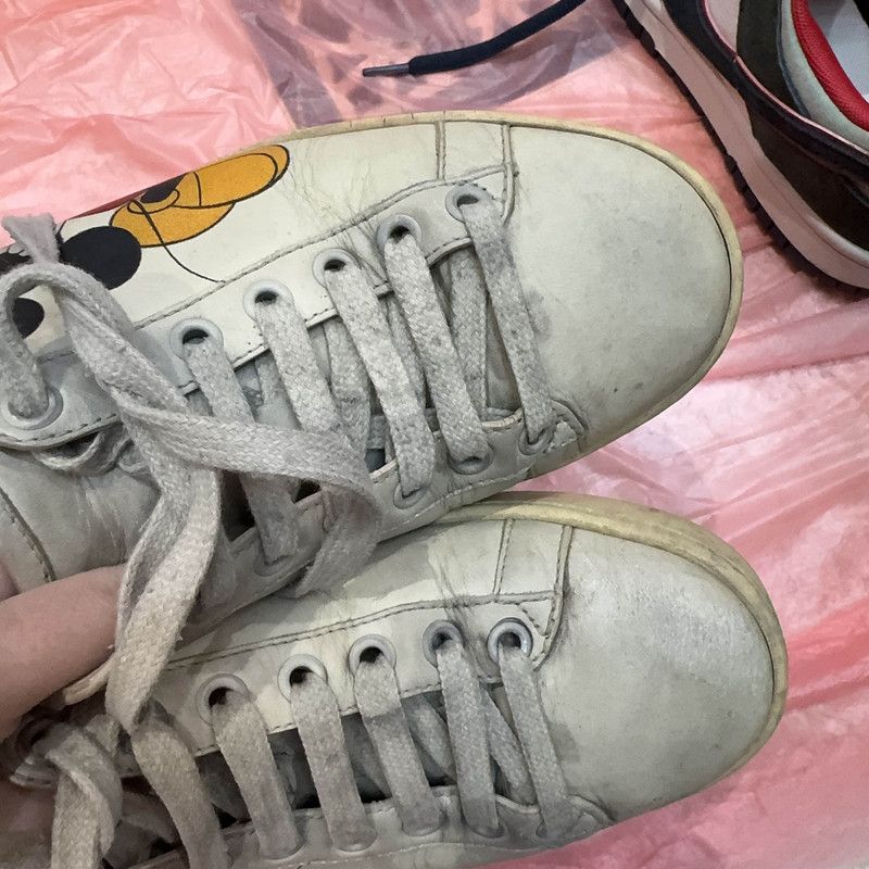 Gucci Gucci Mickey Mouse Low-Top Sneakers for Women 0079 Size US 5.5 / IT 35.5 - 9 Thumbnail