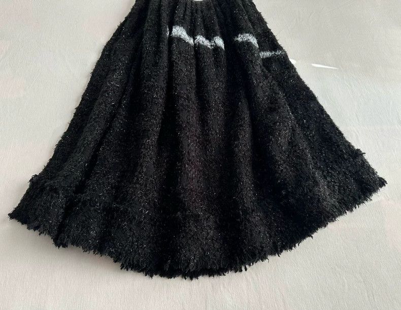 Junya Watanabe Junya Watanabe 2000 Fringe Sparkle Skirt Size 24" / US 00 / IT 34 - 4 Thumbnail