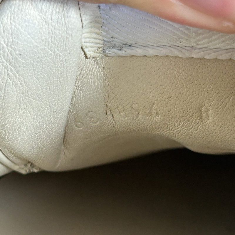 Gucci Gucci Rhyton Vintage Dad Sneakers in Ivory 0079 Size US 9 / EU 42 - 5 Thumbnail