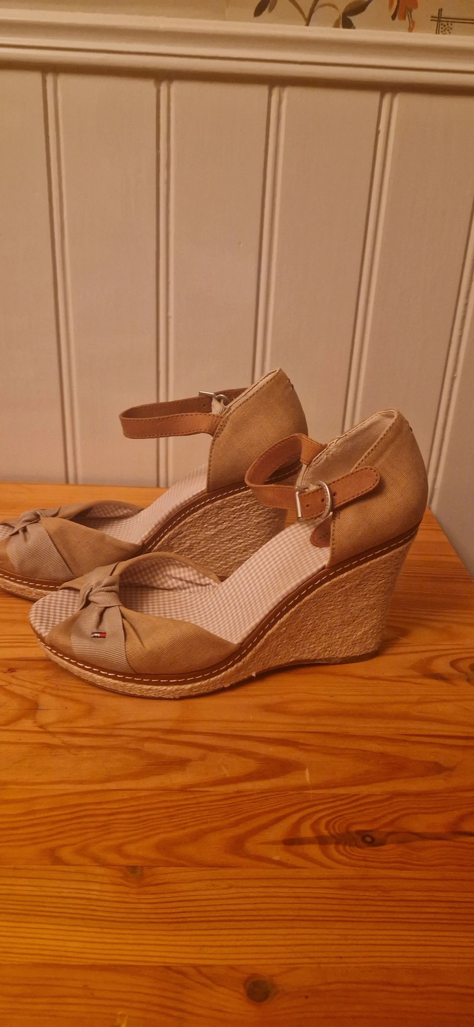 Tommy Hilfiger Tommy Hilfiger Heels Size US 9 / IT 39 - 3 Thumbnail