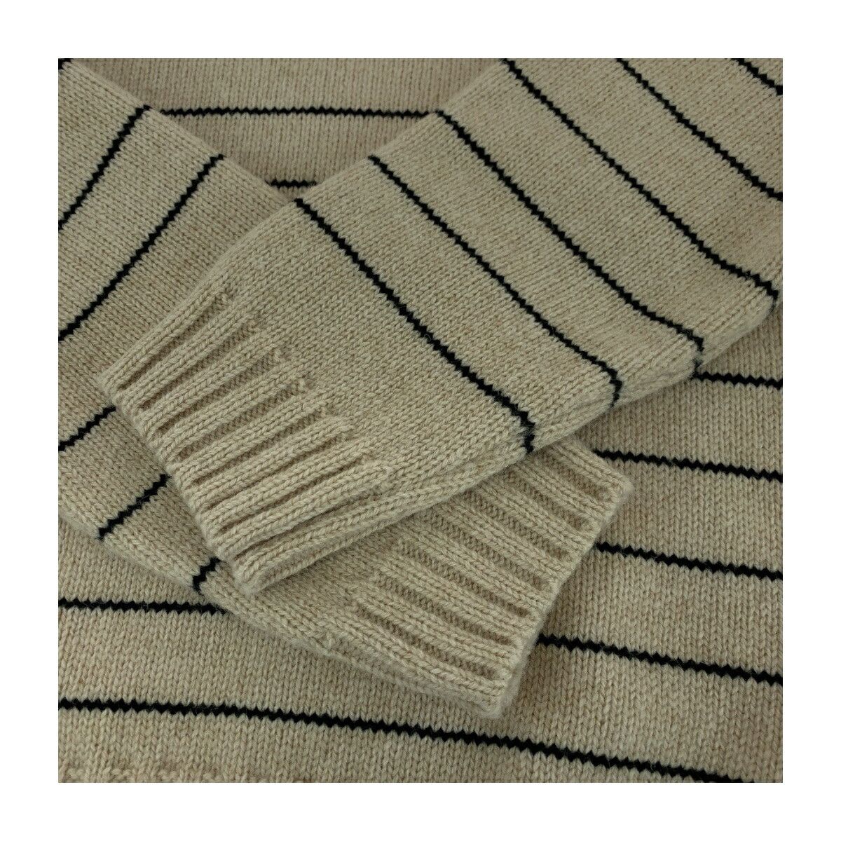 Celine Celine Celine Triomphe Embroidery Wool Knit Others Tops 2AE4F896T DUTY FREE for USA Size ONE SIZE - 6 Thumbnail