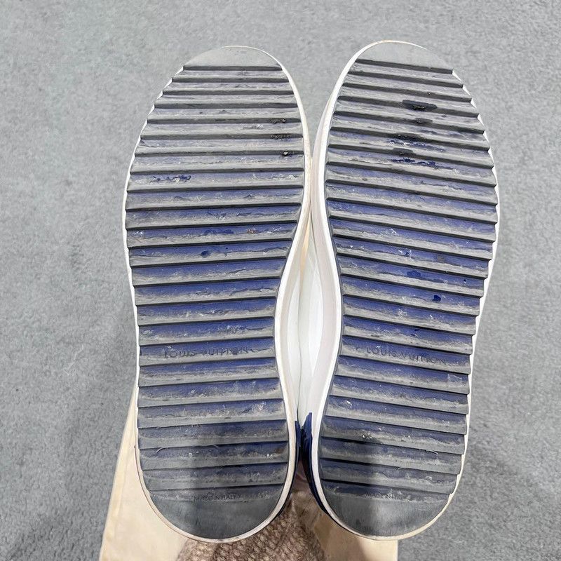 Louis Vuitton Louis Vuitton Casual Sneaker in White 0079 Size US 5 / EU 37 - 7 Thumbnail