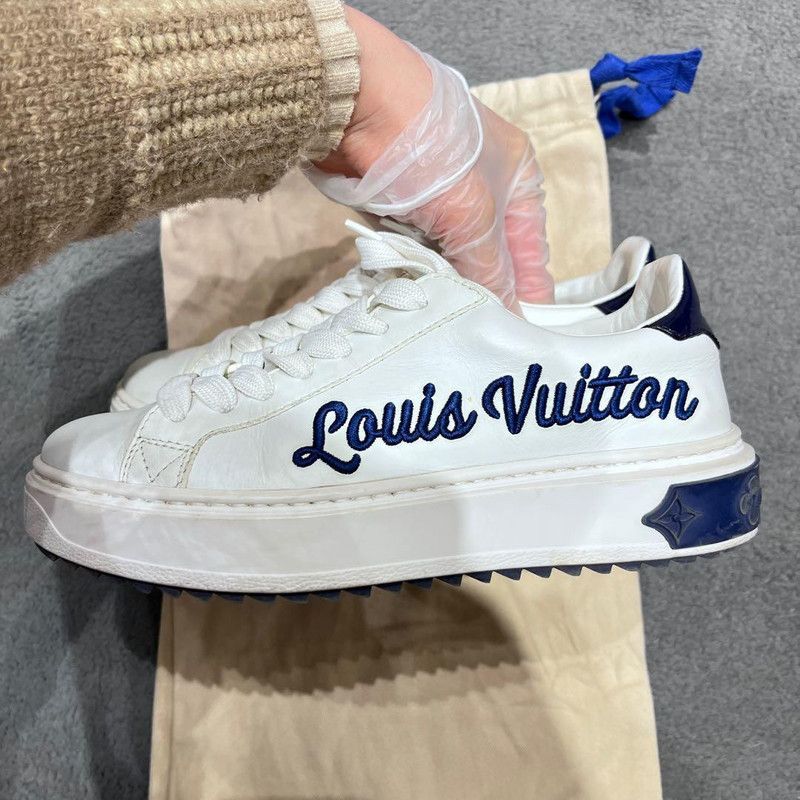 Louis Vuitton Louis Vuitton Casual Sneaker in White 0079 Size US 5 / EU 37 - 5 Thumbnail