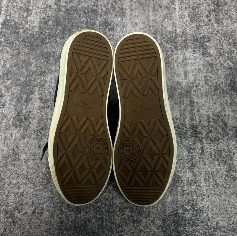 Louis Vuitton Fragment Design x Louis Vuitton High-Top Sneakers 0079 Size US 8 / EU 41 - 4 Thumbnail