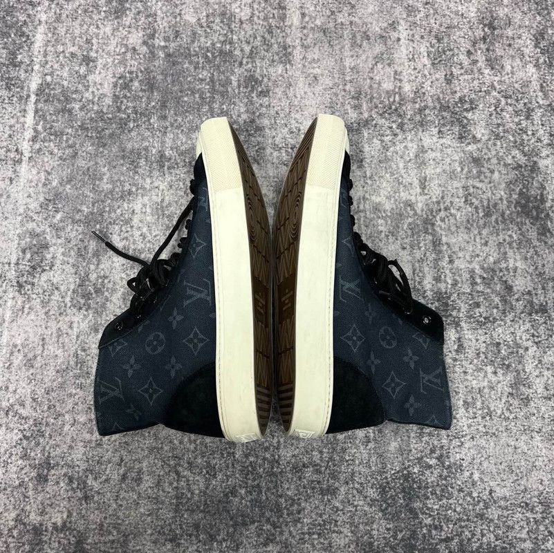 Louis Vuitton Fragment Design x Louis Vuitton High-Top Sneakers 0079 Size US 8 / EU 41 - 6 Thumbnail