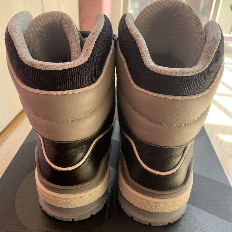 Louis Vuitton Louis Vuitton High-Top Trainer Sneakers for Men 0079 Size US 6 / EU 39 - 3 Thumbnail