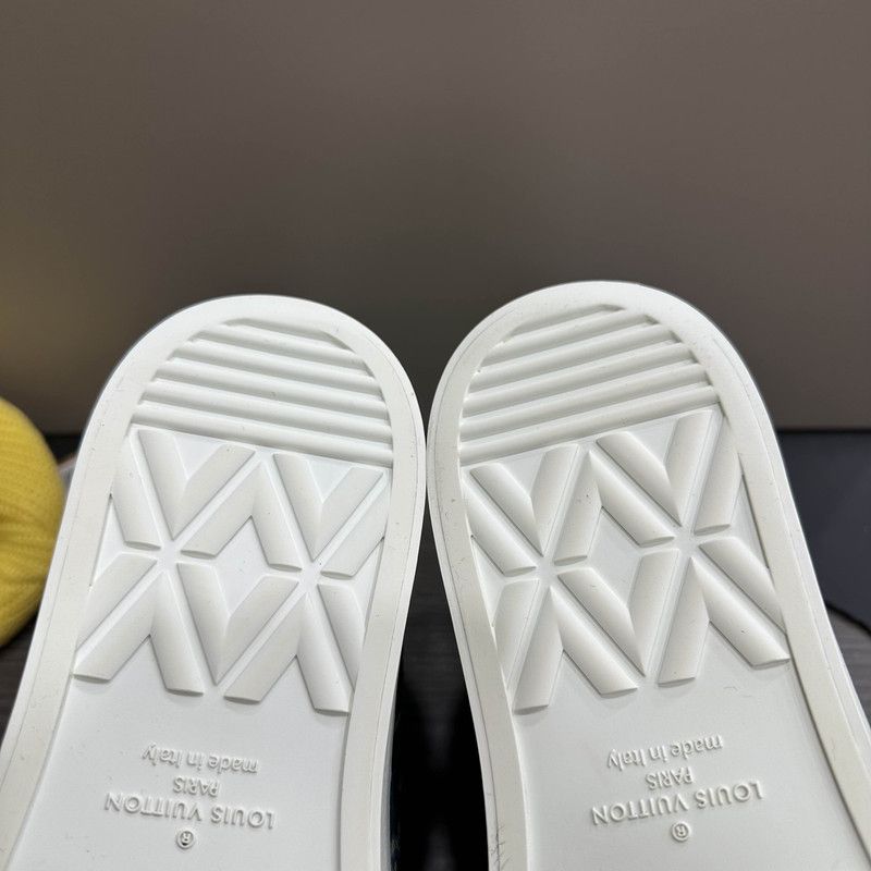 Louis Vuitton Louis Vuitton Denim High-Top Fashion Sneakers 0079 Size US 9 / EU 42 - 7 Thumbnail