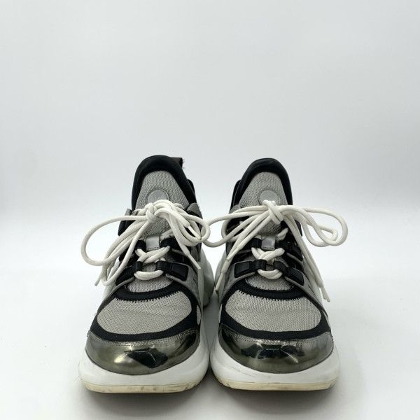 Louis Vuitton Louis Vuitton Silver Gray Dad Sneakers 0079 Size US 7.5 / EU 40-41 - 3 Thumbnail