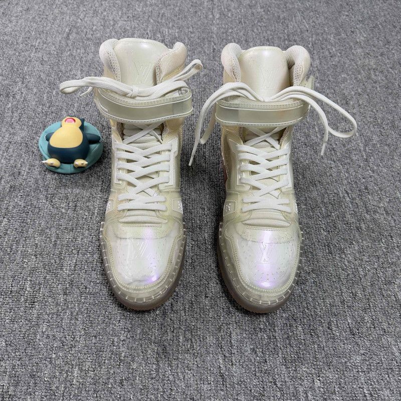 Louis Vuitton Louis Vuitton White High-Top Trainer Sneakers 0079 Size US 8.5 / EU 41-42 - 2 Thumbnail