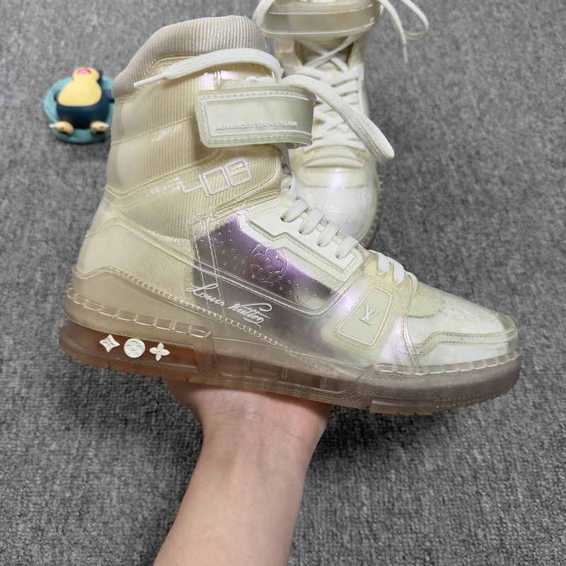 Louis Vuitton Louis Vuitton White High-Top Trainer Sneakers 0079 Size US 8.5 / EU 41-42 - 9 Thumbnail