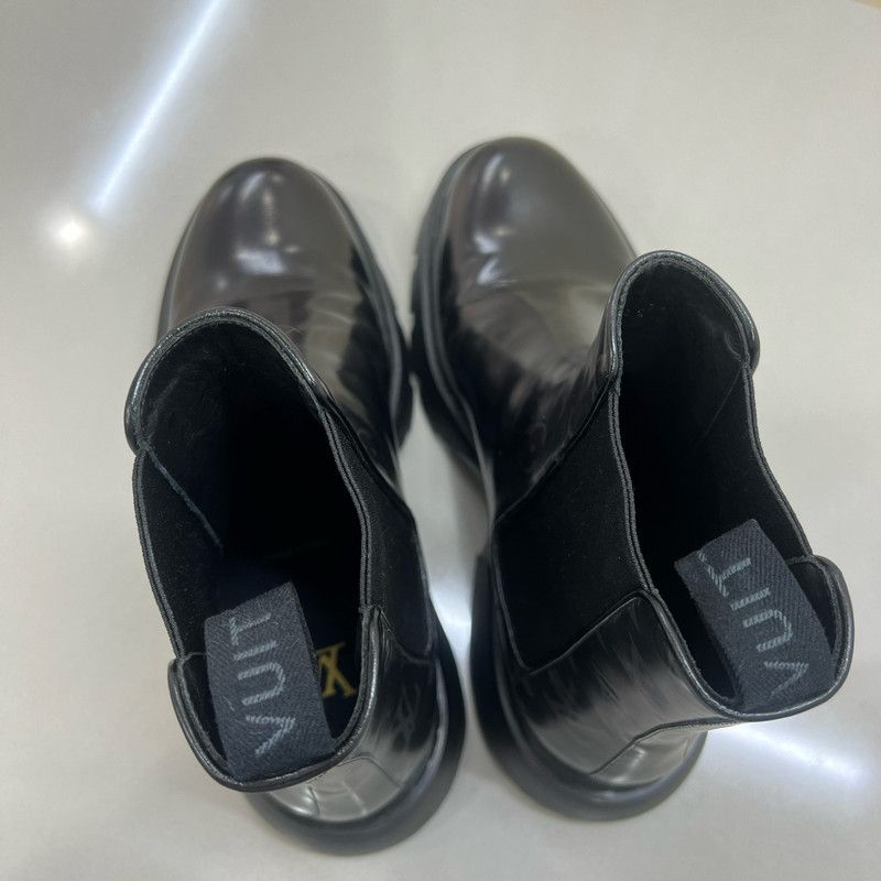 Louis Vuitton Louis Vuitton Bold Black Chelsea Boots for Men 0079 Size US 8 / EU 41 - 7 Thumbnail
