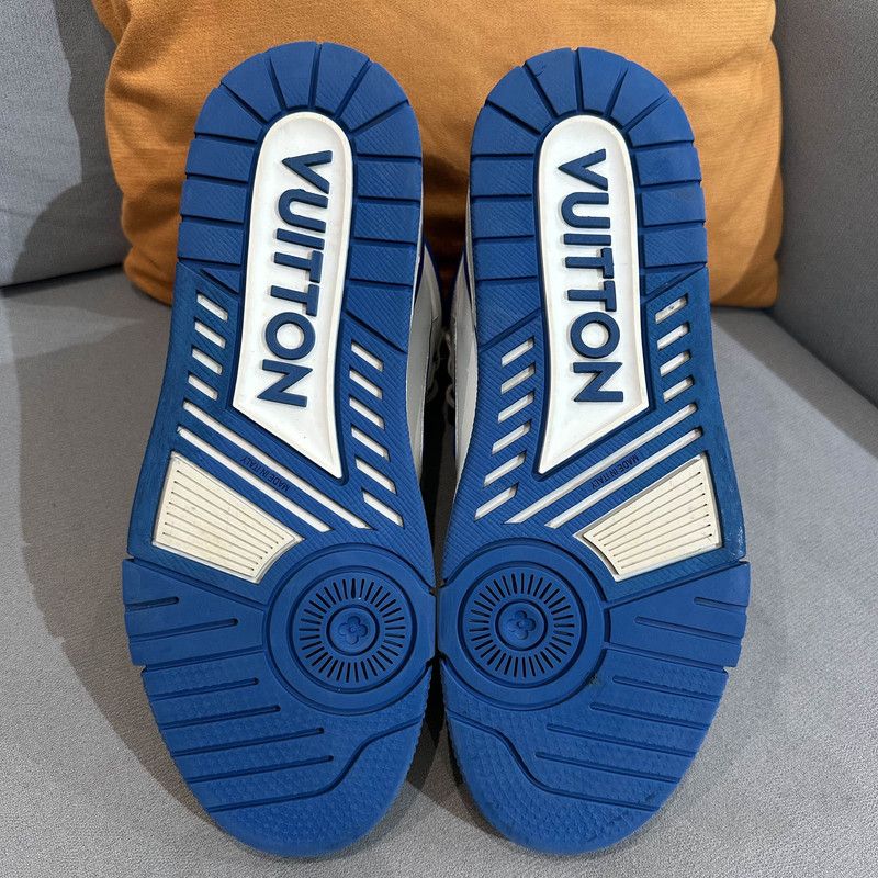Louis Vuitton Louis Vuitton Trainer Stylish Sneakers in Blue and White 0079 Size US 8.5 / EU 41-42 - 4 Thumbnail