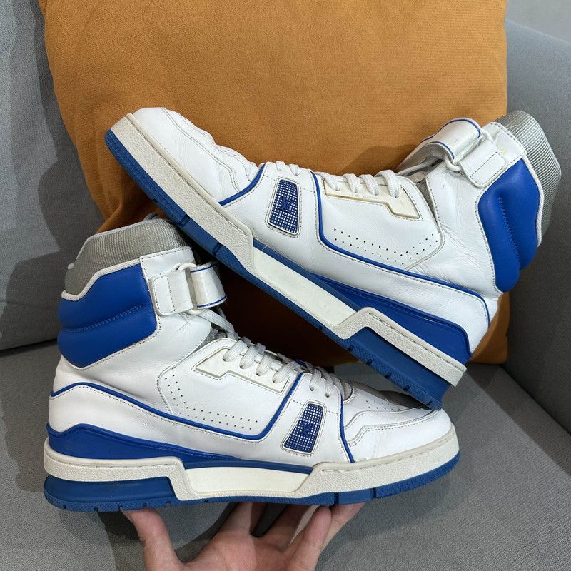 Louis Vuitton Louis Vuitton Trainer Stylish Sneakers in Blue and White 0079 Size US 8.5 / EU 41-42 - 7 Thumbnail