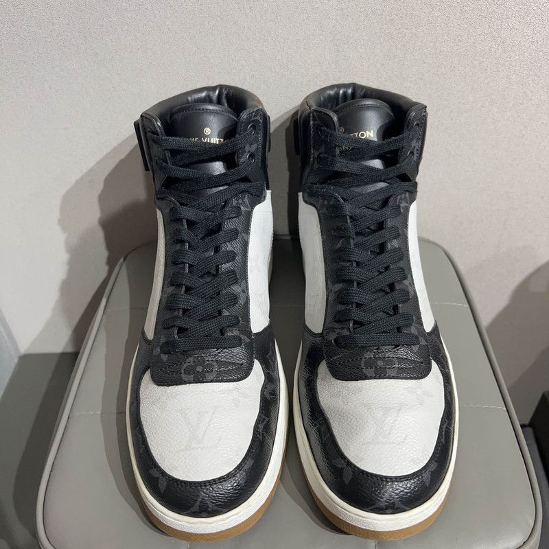 Louis Vuitton Louis Vuitton Rivoli High-Top Sneakers for Men 0079 Size US 9.5 / EU 42-43 - 2 Thumbnail