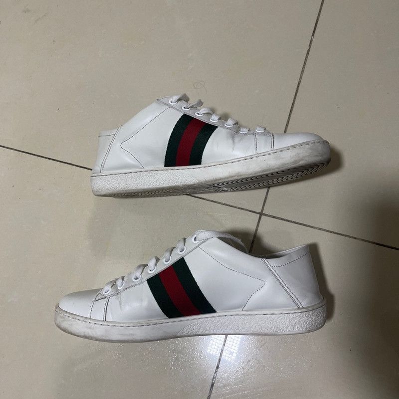 Gucci Gucci ACE Leather Bee Fashion Sneakers 0079 Size US 6.5 / EU 39-40 - 2 Thumbnail