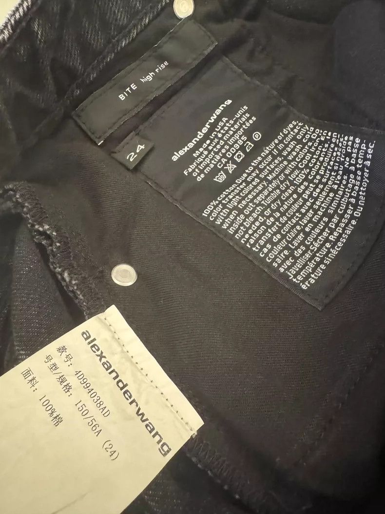 Alexander Wang Alexander Wang Classic Denim Shorts Size 26" / US 2 / IT 38 - 4 Thumbnail