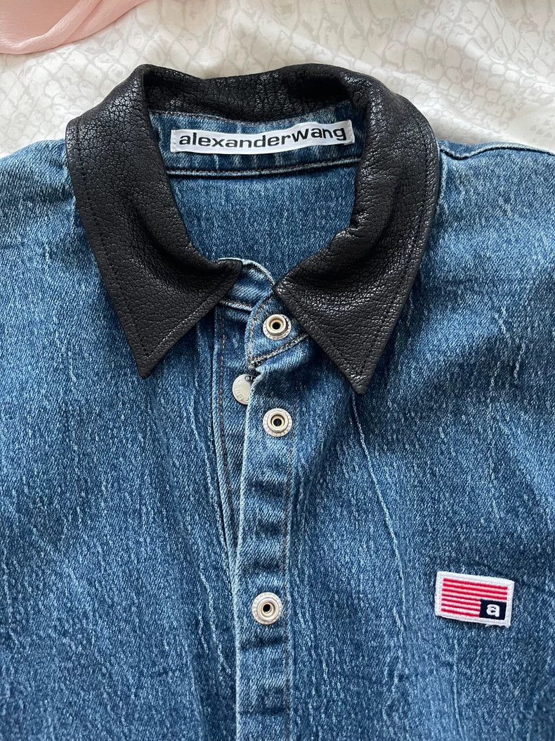 Alexander Wang Alexanderwang Denim Shirt with Leather Collar Size M / US 6-8 / IT 42-44 - 2 Thumbnail