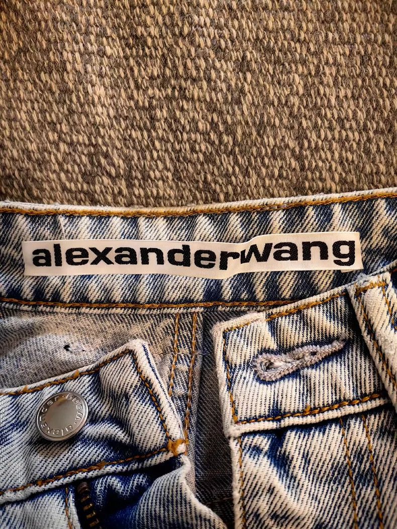 Alexander Wang Alexander Wang Distressed Blue Jeans Size 26" / US 2 / IT 38 - 2 Thumbnail
