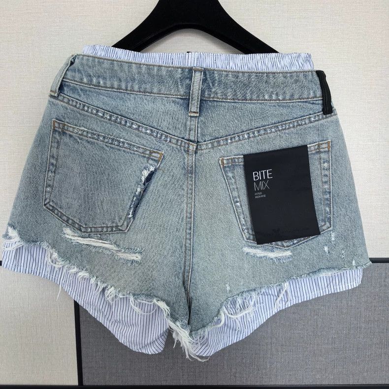 Alexander Wang Alexander Wang Distressed Denim Shorts Size 26" / US 2 / IT 38 - 2 Thumbnail