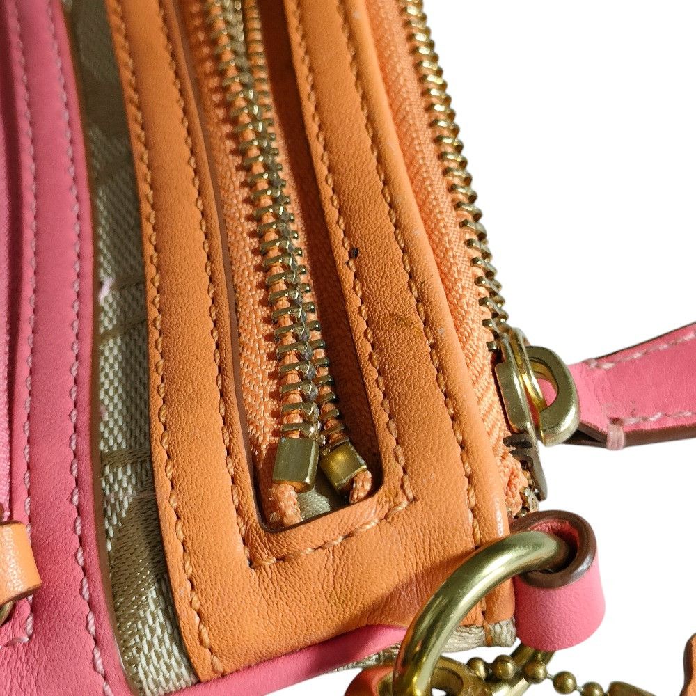 Coach Coach Coach Signature Canvas Pochette Others Handbag DUTY FREE for USA Size ONE SIZE - 8 Thumbnail