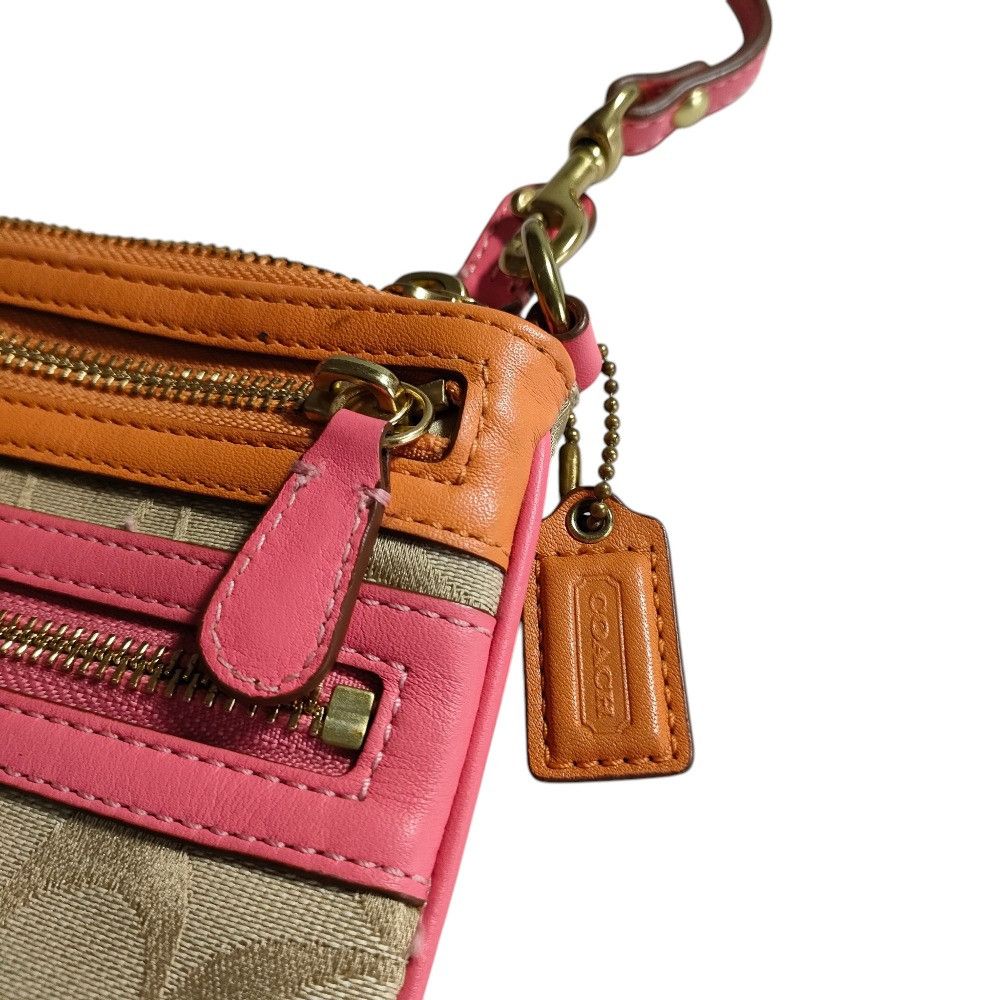Coach Coach Coach Signature Canvas Pochette Others Handbag DUTY FREE for USA Size ONE SIZE - 7 Thumbnail